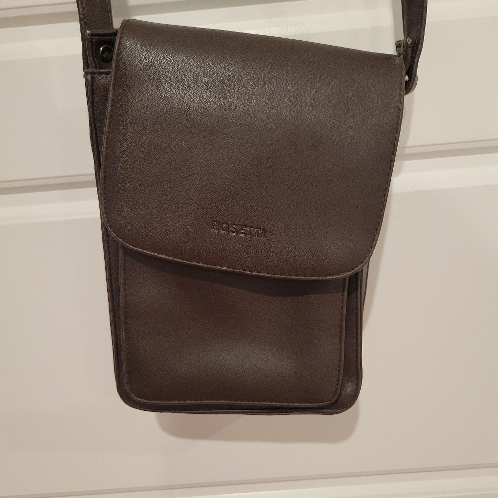 ROSETTI BROWN TRAVEL CROSSBODY BAG